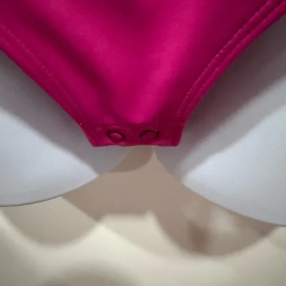 Express Vibrant Pink Sleeveless Bodysuit - Picture 2 of 5